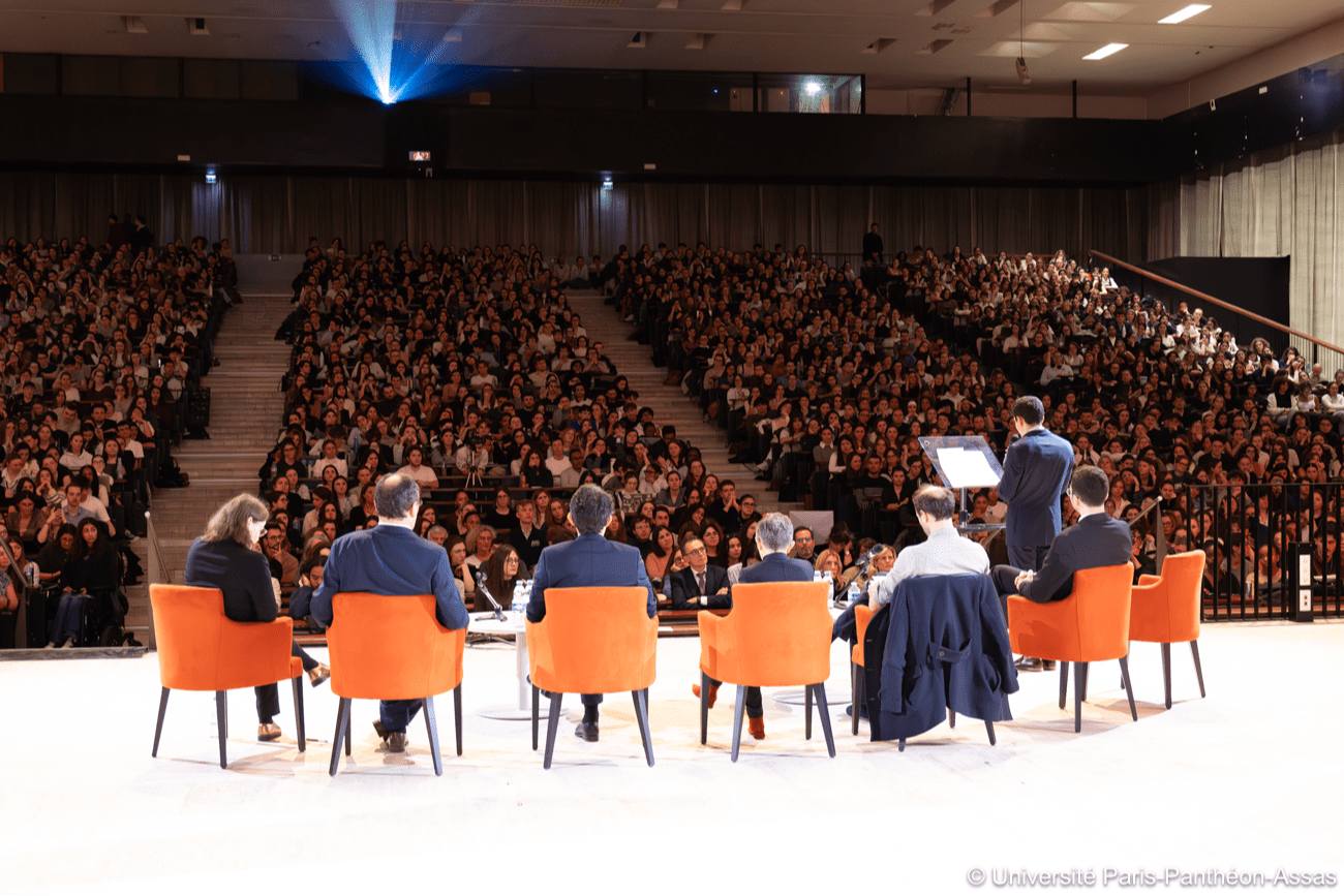 Gisèle Pelicot à la rencontre des étudiants de l’Université Paris-Panthéon-Assas